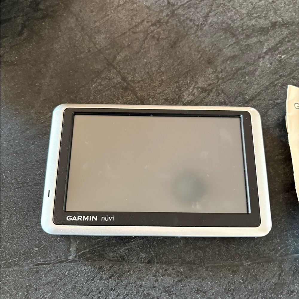 Garmin nüvi 1300 Series Quick Start Manual - White and Gray